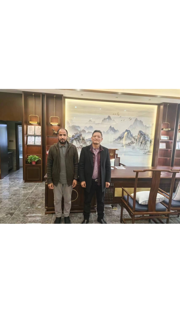 领奔机械装备集团热烈欢迎沙特阿拉伯客户来访业务洽谈~