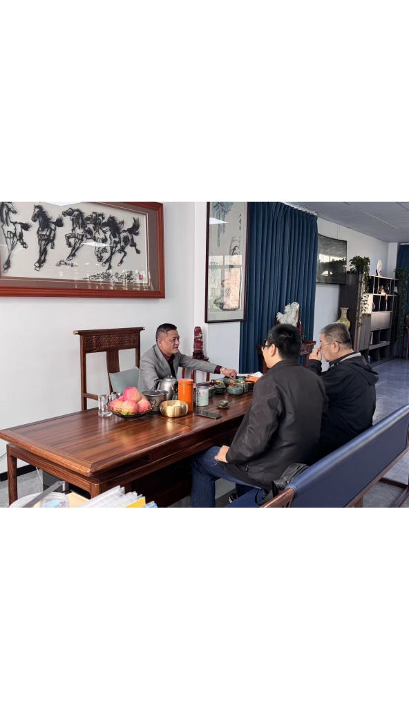 领奔机械装备制造团队竭诚为全球客户服务！