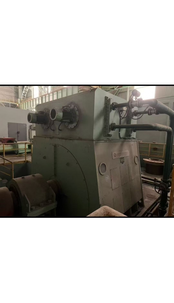 For sale: 1 x 3000kW Shanghai AC-AC frequency converter motor. 
